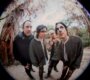 News-Titelbild - Im Video zu "What Happens After You?" ist Rivers Cuomo ein Alleskönner