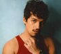 News-Titelbild - "3 Boys" sind eventuell einer zu viel: Hier den neuen Song von Omar Apollo hören