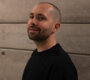 News-Titelbild - Mit "Pretty Little Lies" stattet David Puentez 90s-Eurodance einen Besuch ab
