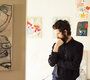 News-Titelbild - Im Video zu "Taking A Page" unternimmt Devendra Banhart eine schöne und skurrile Reise durch Nepal