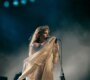 News-Titelbild - Kurz vor dem Start der Amazon-Serie: Hier gibt's den offiziellen Trailer und den neuen Song "Look At Us Now (Honeycomb)"