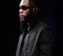 News-Titelbild - Burna Boy legt neue Sommer-Hymne "Sittin’ On Top Of The World" vor