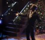 News-Titelbild - So stimmt sich Seal im Musikvideo zu "This Christmas" auf das Weihnachtsfest ein