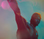 News-Titelbild - Das Musikvideo zu "safe haven" zeigt: Omah Lay hat den richtigen Job gewählt