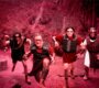 News-Titelbild - Teil II der "SZNZ"-Reihe: Weezer veröffentlichten neue EP "Summer", kündigen Broadway-Residency an